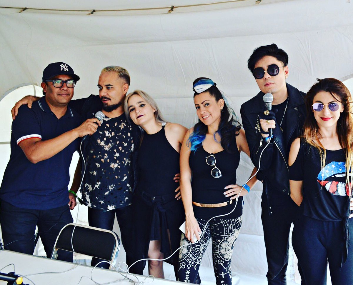 <a href="/abominablesmx/">Abominables</a> con Luis Perez en entrevista! <a href="/Hispanoparlante/">Hispanoparlante</a> <a href="/Reactor105/">Reactor 105.7 FM</a> @CoordenadaGDL #abominablesdiez <a href="/MACcosmetics/">M•A•C Cosmetics</a> #maccosmeticsmx