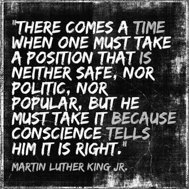 TheMetroReader's tweet photo. What does your conscience tell you today  America? 
#ElectionNight #USElection2016 #MartinLutherKingJr  #quote #bookquote #dotherightthing https://t.co/MIf0G4XFGp
