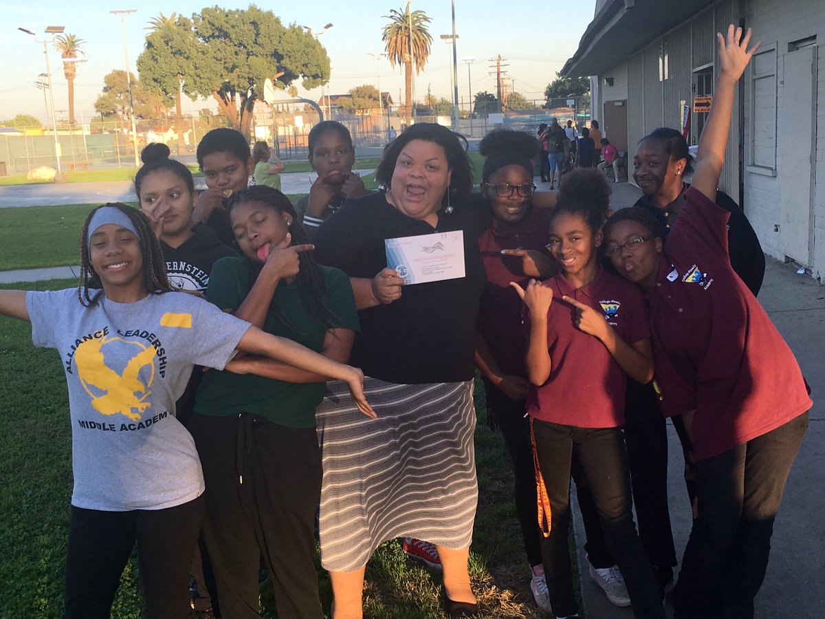 YDTheater's tweet image. Waited till today to turn in my mail-in ballot. I wanted to share this with YDT!!! #electionday #mydayinla @LACityParks #harvardpark