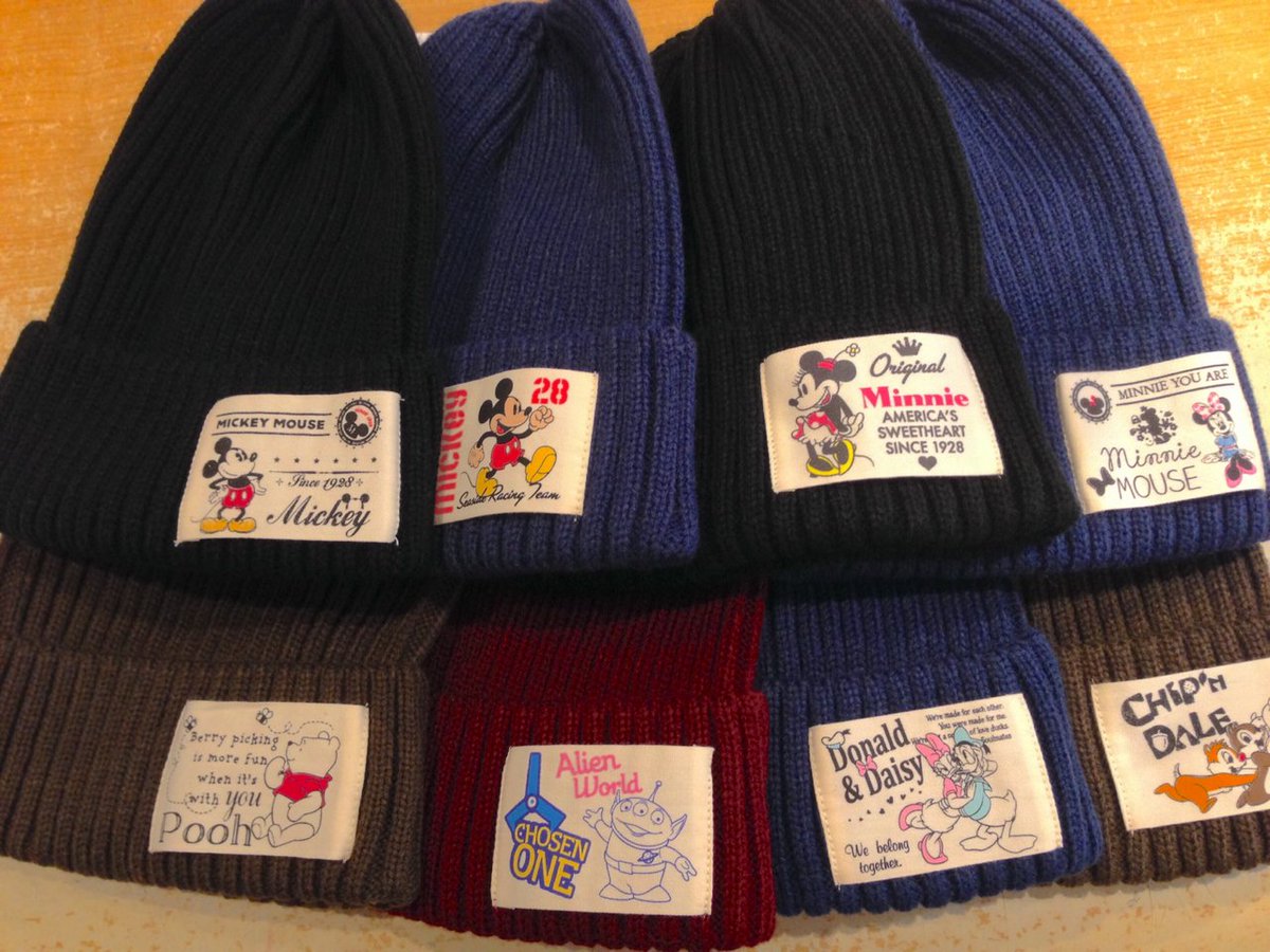プレッツェル秦野店 新商品 キャラクターニット帽が入荷しました ディズニーの他にスヌーピーもあります 1500 税 ディズニー キャラクター ニット帽 雑貨屋