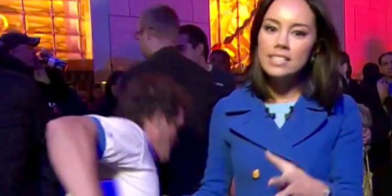 people's tweet photo. This man is literally tripping over #Election2016, becomes viral sensation https://t.co/tmvSX85KjH https://t.co/jxPOsJWHl5