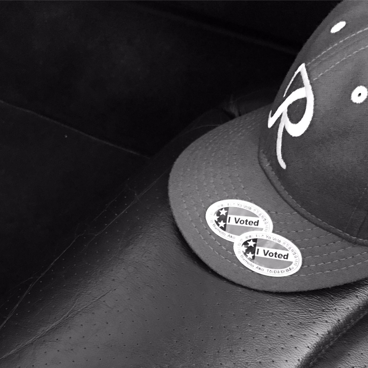 rich_dahl's tweet photo. #voted w a friend ๐ & now it's the great wait. see ya'll in the mornin. #reality #letsgettowork again. #freedomisgood https://t.co/wx1siFEXDS