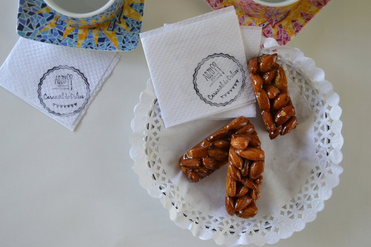 DulcesAbzu's tweet photo. Cafecito con Turrón Guirlache de Almendras https://t.co/p4AVXGyt56