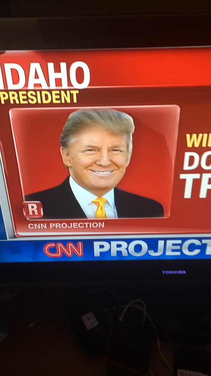 AliciaJosephh's tweet photo. He looks like he's from the purge lol God bless America https://t.co/8qHEDiLuBm