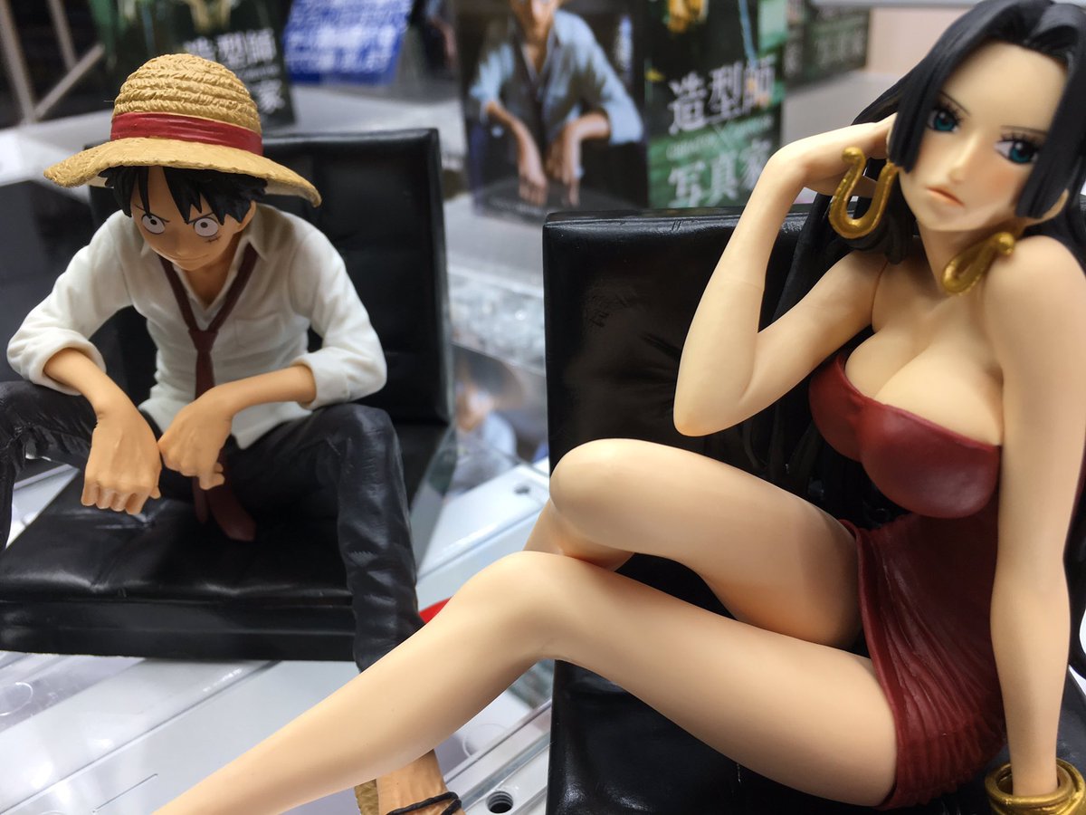 ドラマ八王子高倉店 Ar Twitter プライズ 新景品 造形師 写真家2人のクリエイターが作り出した ルフィー ハンコック がフィギュアになって登場しました 昨日の人気ナンバー1景品でした是非セットでgetして下さい プライズ ゲーセン ワンピース