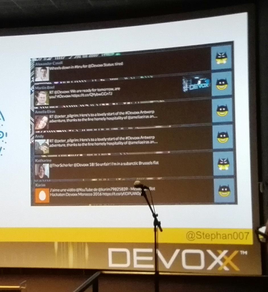 DenisProst1's tweet image. At #Devoxx2016, batman does sentiment analysis on the twitter livestream