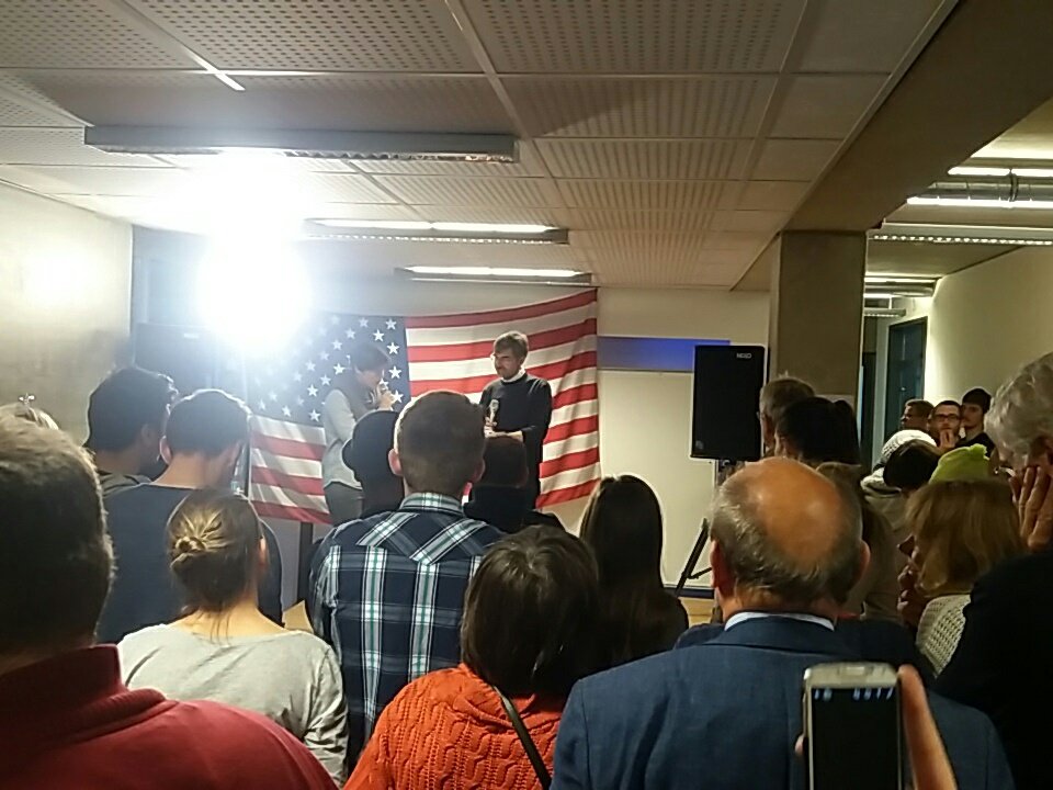 NitroGlycerin95's tweet photo. Prof. Niehr redet über #Populismus! 
#sprawi #powi #rwth https://t.co/3Ma4l35LTw