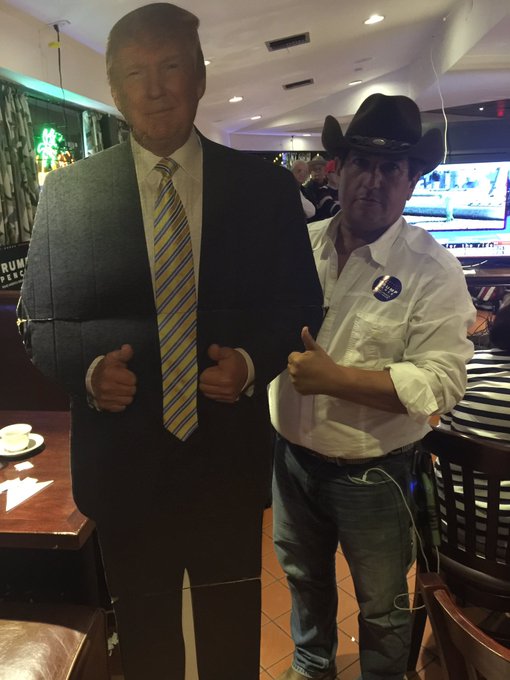 View image on Twitter