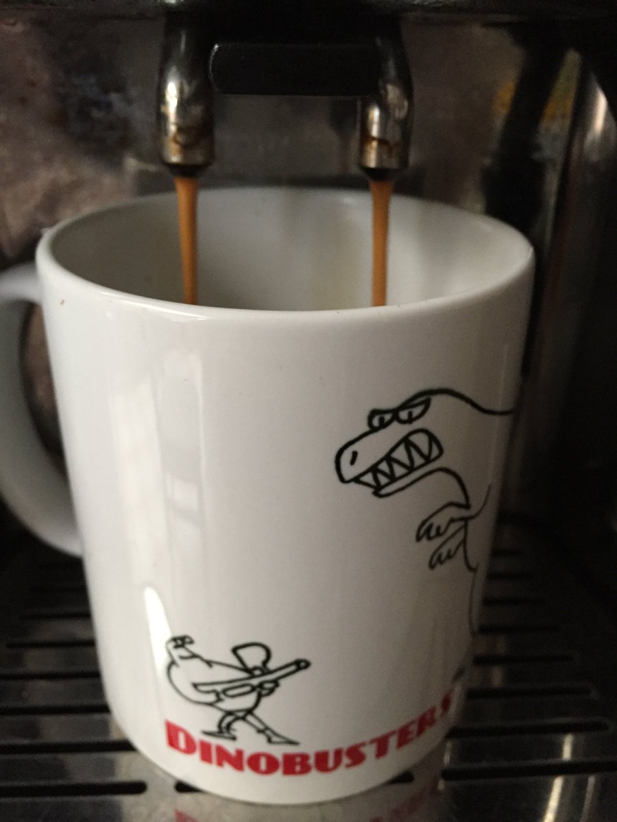 Din0busters's tweet photo. Eerste mok #dinobuster koffie voor we #verkiezingsuitslagen VS durven onder ogen komen.Zou het helpen? #goodmorgning tweeps (denken we toch) https://t.co/N1eWFuQQxm
