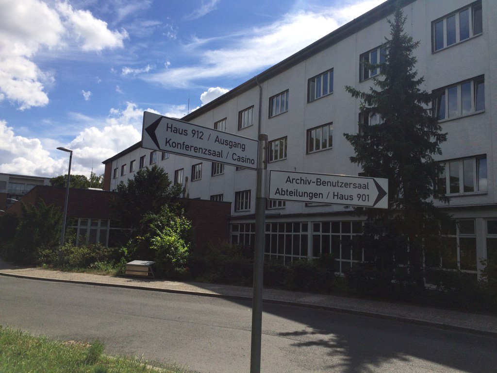 CFitzp's tweet image. Who Am I? What Is My Name? Part XI – Berlin, Warsaw, and the German Soldier identifinders.wordpress.com/2016/11/08/who…