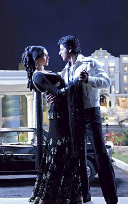iamshuvam08's tweet photo. #9YearsOfOmShantiOm #9YearsOfDeepika Love u Shah sir & Dipu @iamsrk @deepikapadukone https://t.co/ZmURCeUKOS