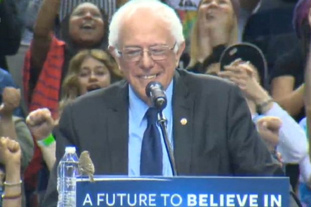BernieSanders French tweet media