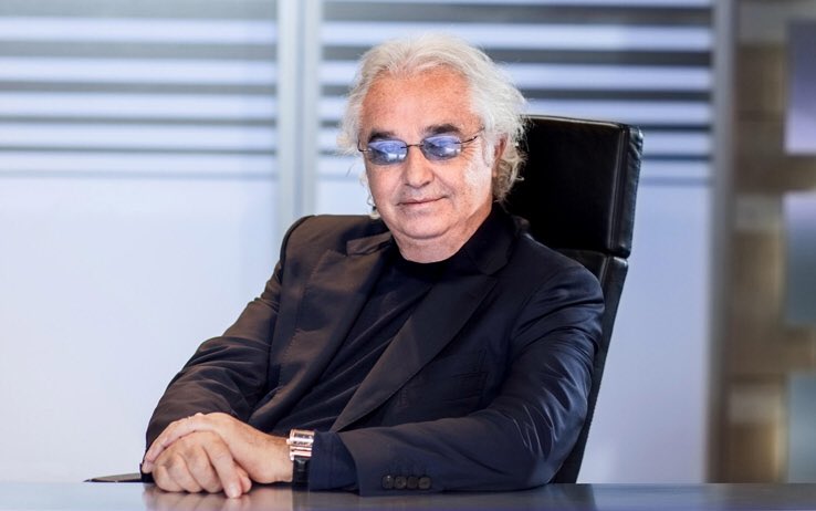 gasparebaglio's tweet photo. Se tanto mi da tanto, dopo @TheApprenticeIT il nuovo Presidente del consiglio potrebbe essere @Briatore. O no? https://t.co/RGfkjPR9ui