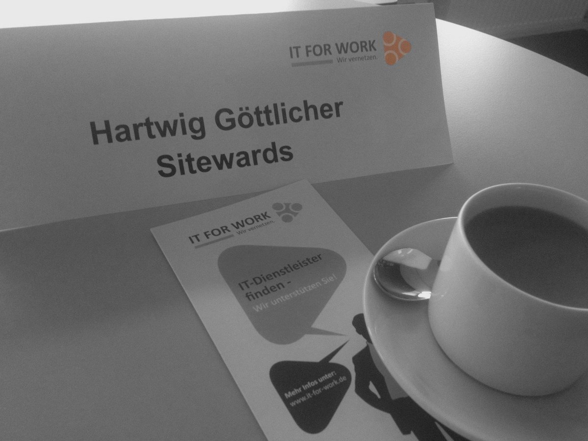 sitewards's tweet photo. On the road again - bei der @IHKDarmstadt mit #ITforWork #sitewards #itdienstleistung https://t.co/BO9Y1c161d