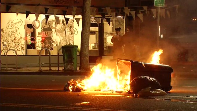 View image on Twitter