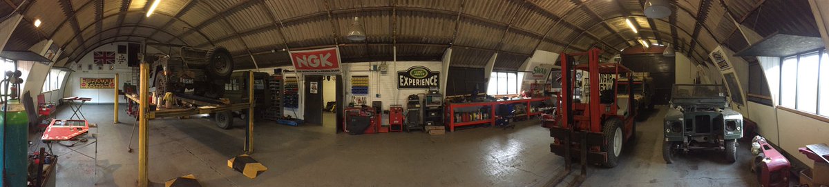 Hangar_53's tweet photo. A glimpse inside the main workshop today. https://t.co/dAh2imBA9a