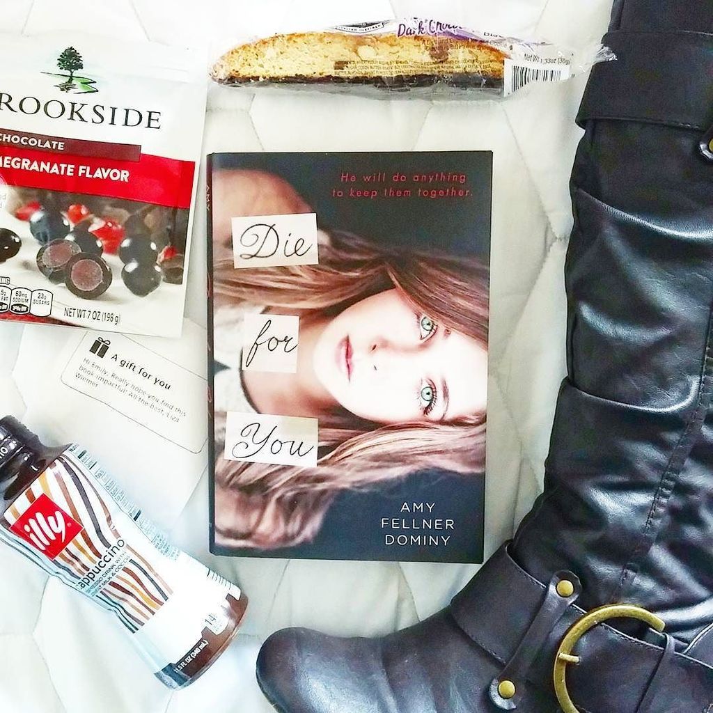 PagingSerenity's tweet image. Thank you @lizamwiemer for #dieforyou by #amyfellnerdominy! I can't wait to read it. 😀

Al… ift.tt/2g4ofua