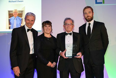 CILEXLawyers's tweet photo. Outstanding CILEx Local Government Lawyer, Richard Owen @ConwyCBC won CILEx Lawyer of the Year at the #LLGawards https://t.co/Cn4wofUIgA https://t.co/Wo9ehTIYWQ