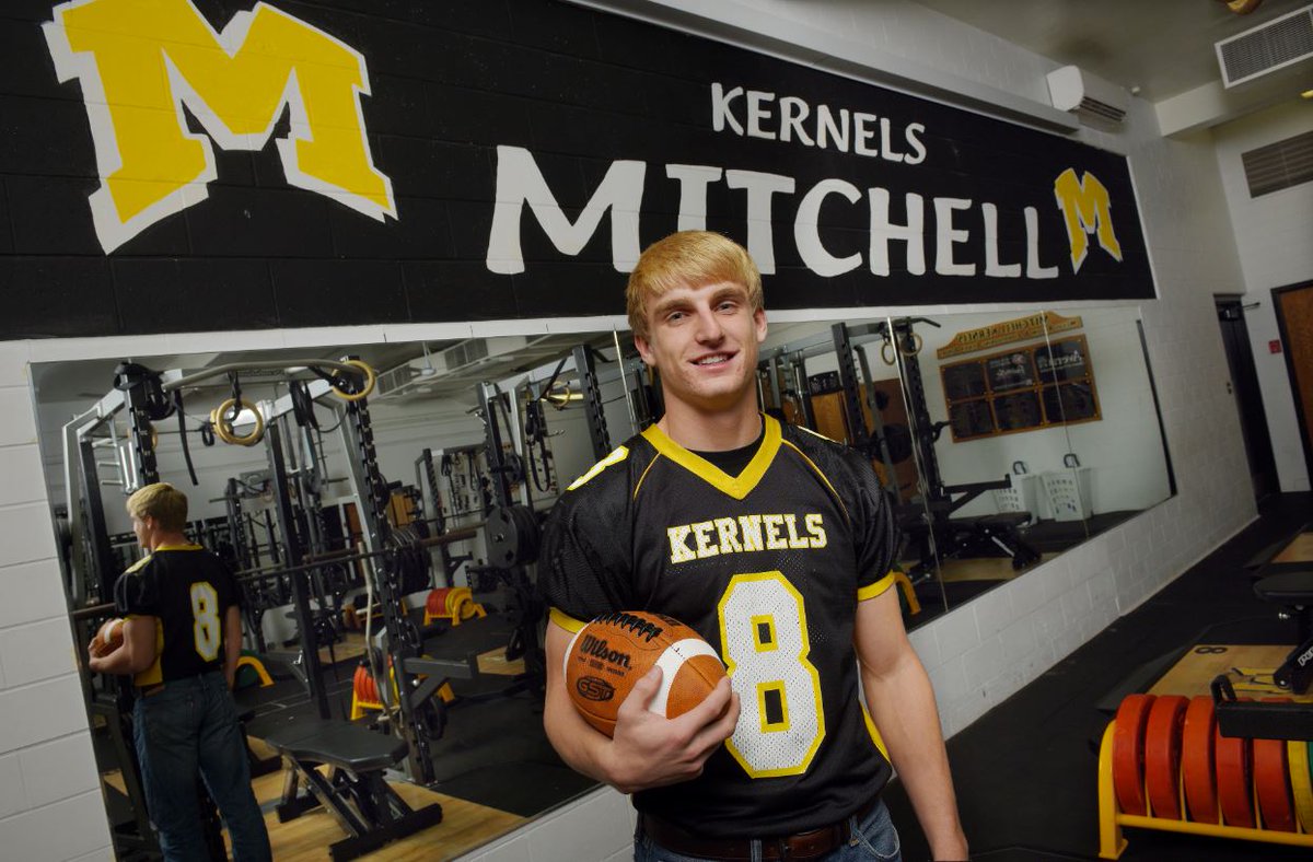 ArgusSports's tweet photo. Congratulations to 2016 #Elite45 Captain Spencer Neugebauer of Mitchell! https://t.co/KvokDNhZA8 https://t.co/rotfaiY1Rc