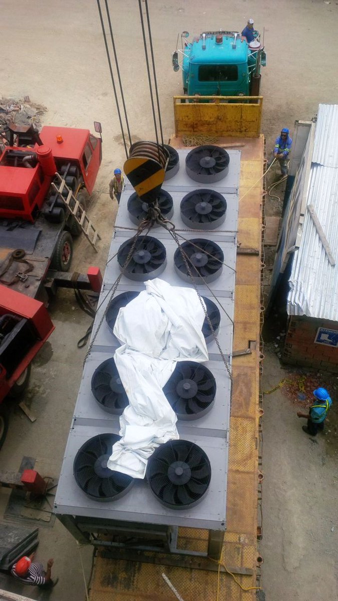 INGTEK_VE's tweet photo. Izamiento de chiller de Aire acondicionado para fabrica de Nestlé el Tocuyo. #ElTocuyo #Ingtek #Ingenieria #civil #solucioneseficientes https://t.co/mVoVBdiHDO