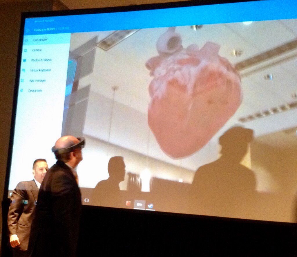 carvicab's tweet photo. #ConcluACR16 Creativity is thinking new things Innovation is doing new things (T. Levitt ) as the innovation @PanlarLeague prize #ACR16 https://t.co/veqCRXhIwS