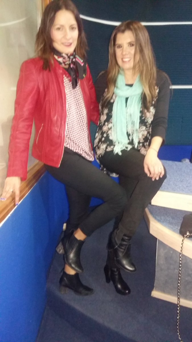 Gloria_Frias's tweet photo. Hoy hablando de #botasybotines en @magazine1040 por @RadioMujer1040 https://t.co/BlyLTr6eoc