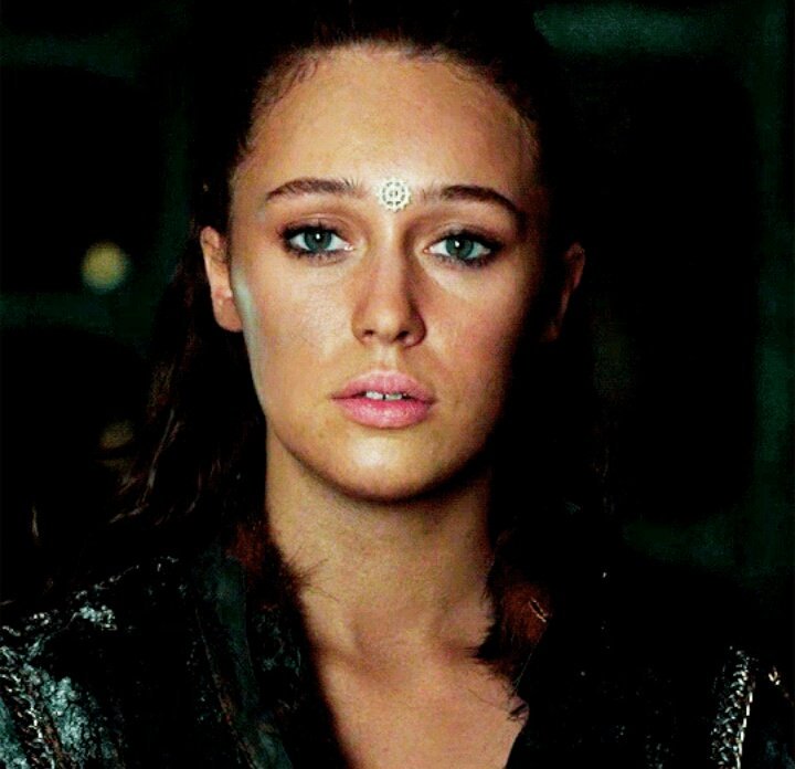 luvnmands's tweet image. RT for Lexa
LIKE for Bellamy