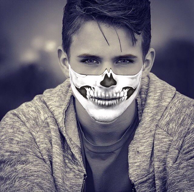sannaYPL's tweet photo. Hahaha kijk wat ik heb gedaan 😂😳😎❤️ @reinduif https://t.co/2t529ZRjpZ