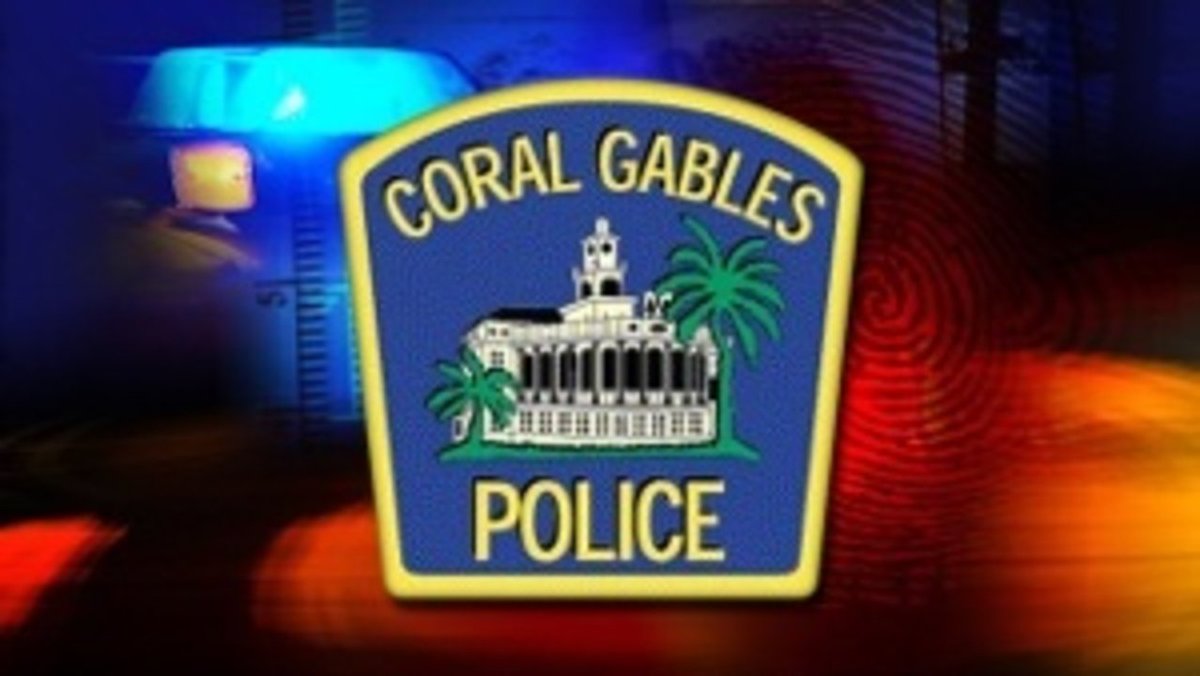 #BREAKING Coral Gables officer relieved of duty, allegedly battered juvenile in custody bit.ly/2gi0PUW?utm_me… https://t.co/BB1LD4lvF1