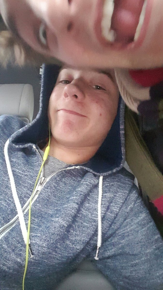 lamduncan13's tweet photo. This accurately describes our relationship love ya bro😎❤ @MaxwhatsupLam https://t.co/bPrqO9NDgi