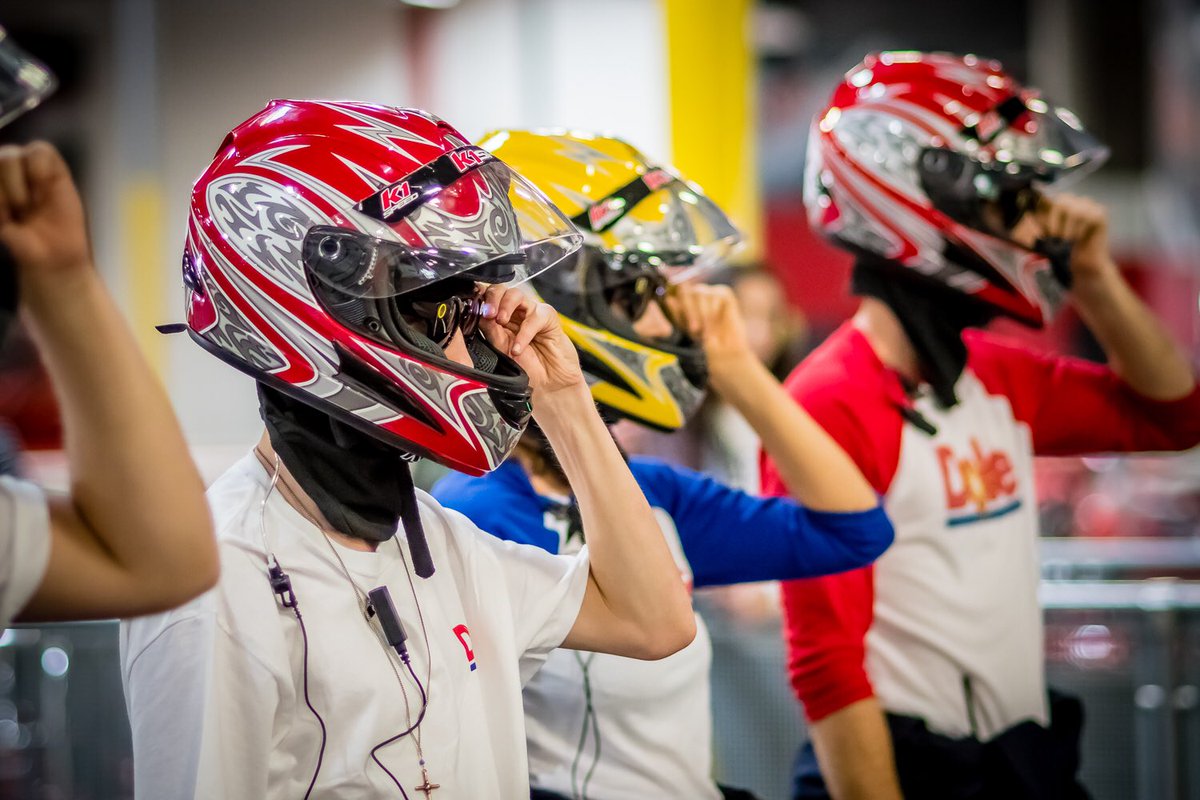 NemPerez's tweet photo. 🏁 S/O to the @Spectacles racers for a 🔥 race @thelaceyclaire @tristantales @CrawfordCollins @andrewbazzi  🔜 https://t.co/ycbpZiH3nk https://t.co/NjZjhRsUG8
