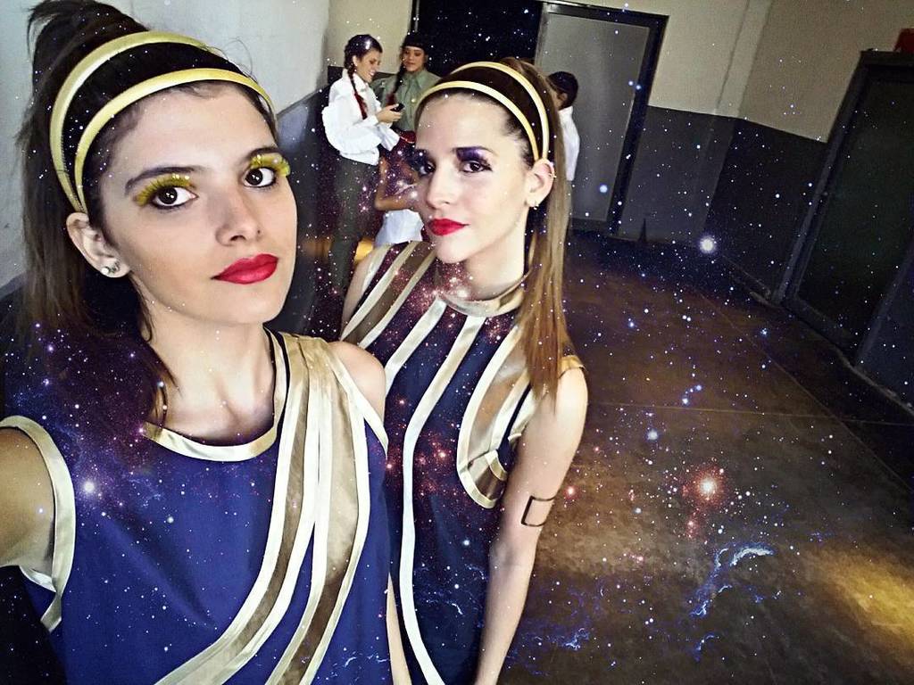HeleBenassi's tweet photo. #DesfileIeserh2016 para @lucarisimo 2do año #cefeidas #astrónomas #diseño #indumentaria @josefinarebot ❤🌌☄ https://t.co/02taQIzVSx