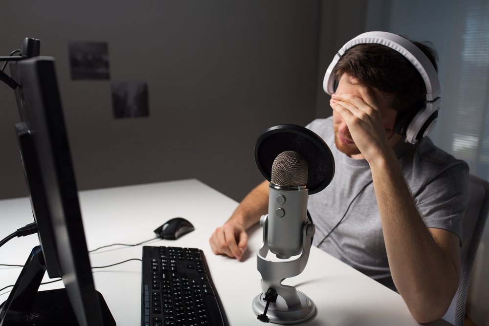 webmasterradio's tweet image. If someone is giving you #podcasting metrics, they're probably lying. Reliable figures simply do not exist: cranberry.fm/blog/the-probl….