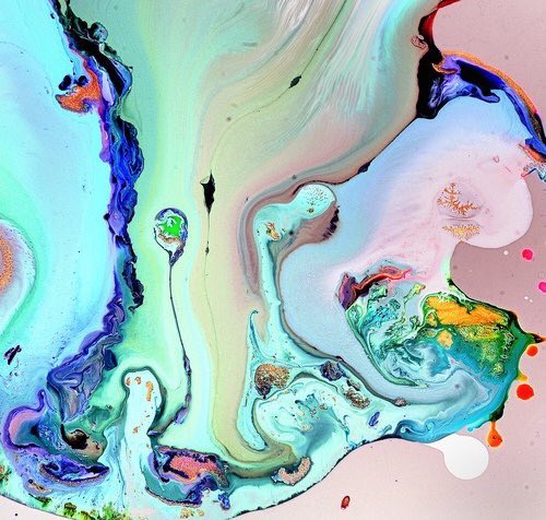 But ultime : avoir les cheveux comme ça. ✨
(Photo trouvée sur le compte Twitter <a href="/archillect/">Archillect</a>)