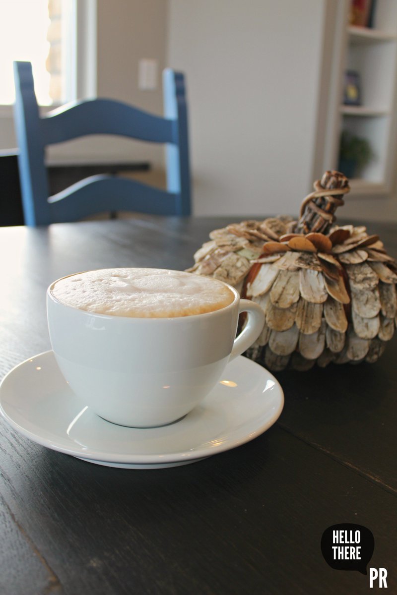 HelloTherePR's tweet image. Today, we are #thankful for Jojo&apos;s Cupcakes &amp;amp; Coffee Cup Overflowing in Hamilton for their delicious mini cupcakes &amp;amp; delectable cappuccinos!