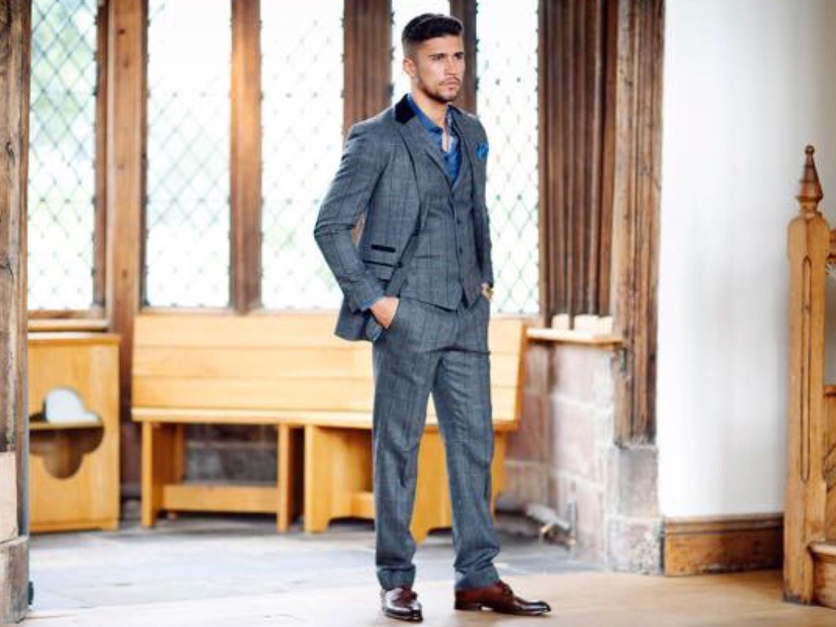 TDHMenswear's tweet photo. Marc Darcey Suits at Kingsman
#Mensfashion #weddings #occasion #winter #Christmas https://t.co/bBaUYIoDdQ
