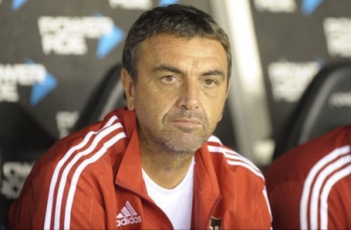 Deporte_9's tweet photo. [AUDIO] 🔊 En @deporte9_lt9 revivi la entrevista con Diego Osella DT de #Newells rival de #Colón ➡ https://t.co/3KNvjdTOux https://t.co/JmVM37RUOm