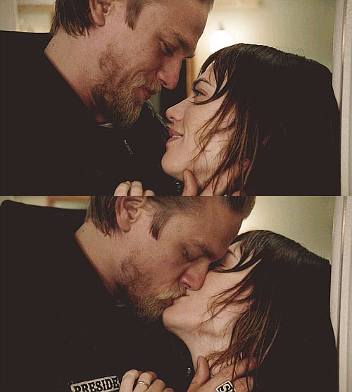 OfSamcro's tweet image. ❝ɪ ʟᴏᴠᴇ ʏᴏᴜ. .❞