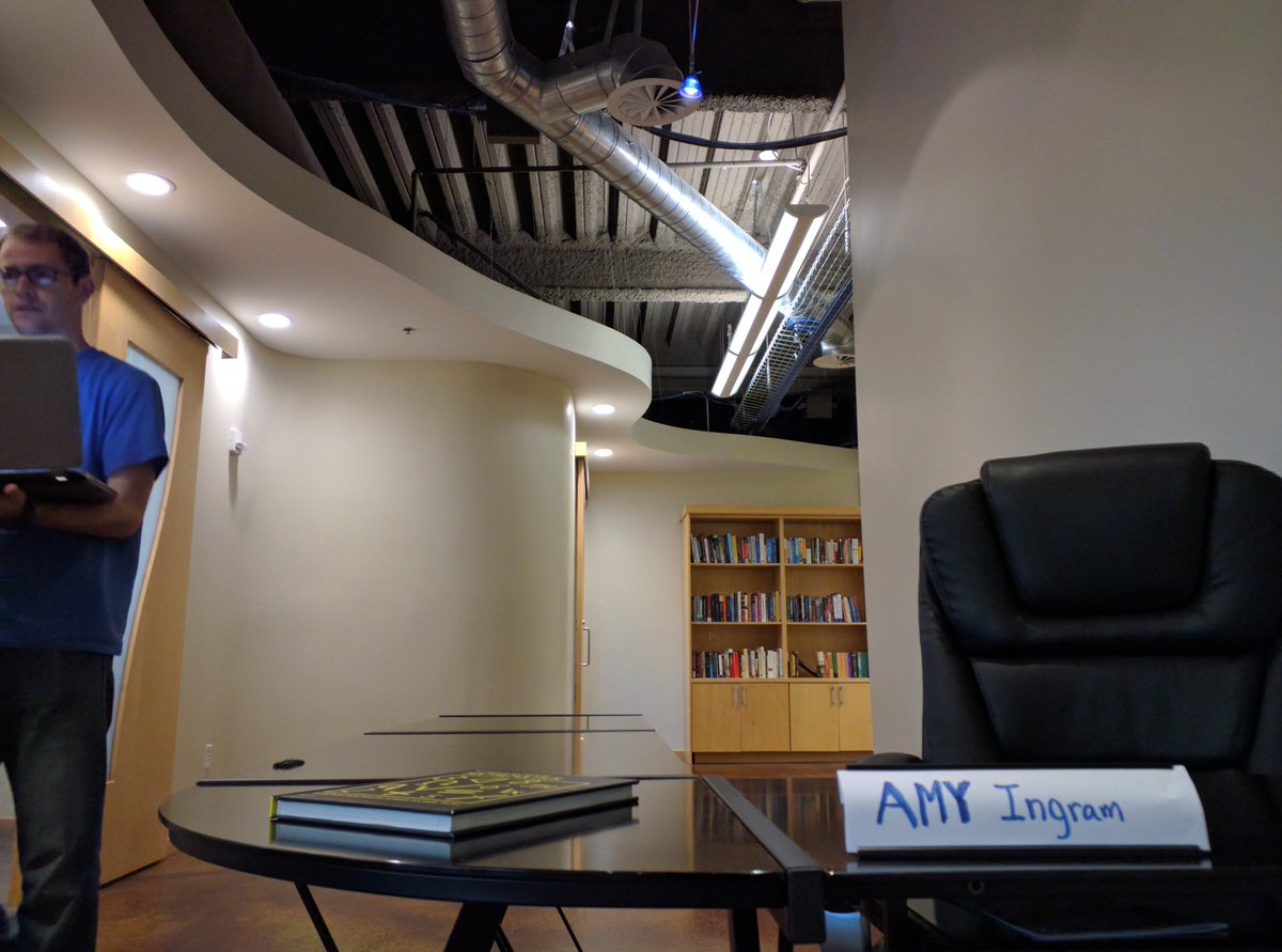 ElemenTactical's tweet photo. @DennisMortensen here's the empty workspace we keep at our office for the person scheduling our meetings. #AmyRules #AI https://t.co/OyTa9Y4xKR
