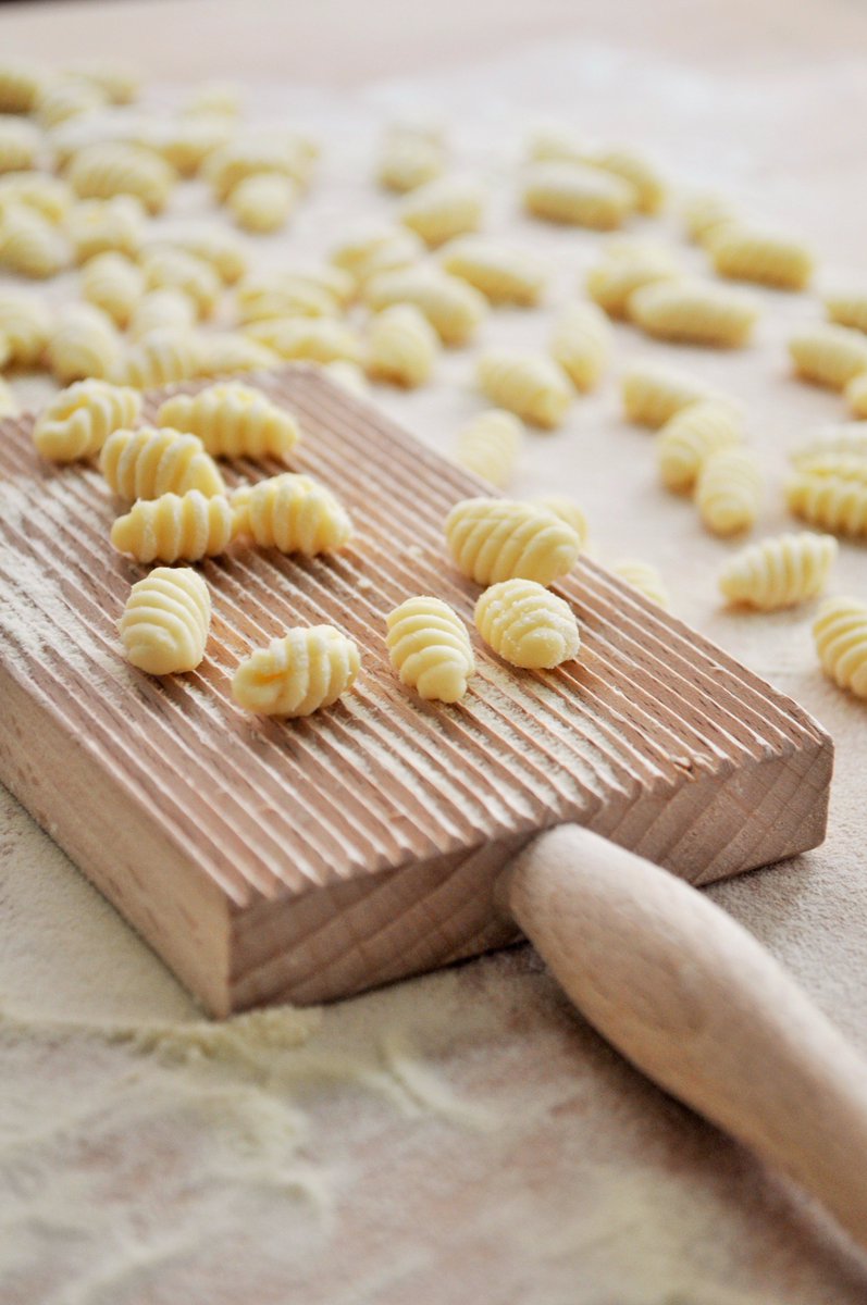 carmela_kitchen's tweet image. From this to this....Fancy learning? ...#LOVEPASTA carmelas-kitchen.co.uk