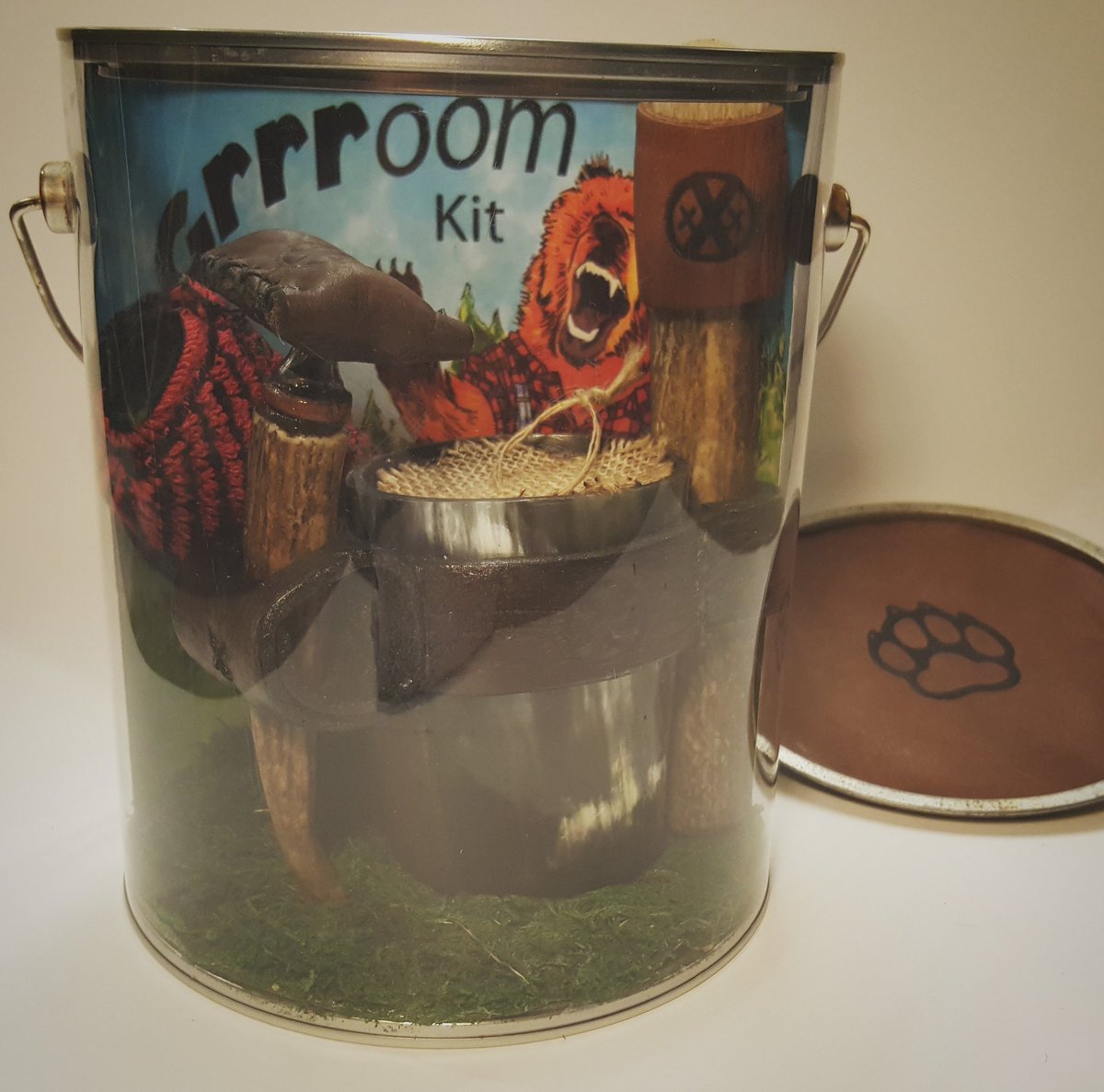 homercuts's tweet image. thanks @gregyaitanes picking up the new @grrroomkit #handmadeshavingset #artmeetsfunction  etsy.com/listing/479146…