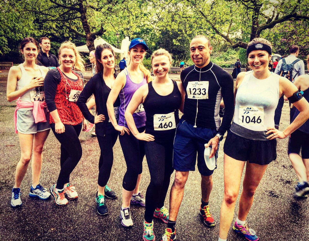 je_suis_claire's tweet photo. Missing the good old #SearcysSprinters & @RunThroughUK 🏃🏽♀️🏃🏼 #brokenfoot #stupidboot #nextrunbooked 👊🏼 https://t.co/gudye3uEWj