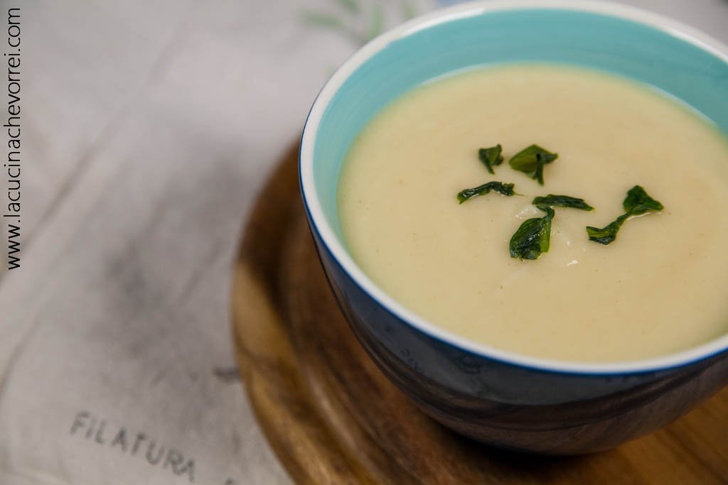 Crema di sedano rapa... naturalmente senza glutine Ricetta ==> lacucinachevorrei.com/primi-senza-gl… #ricette #senzaglutine #vegan