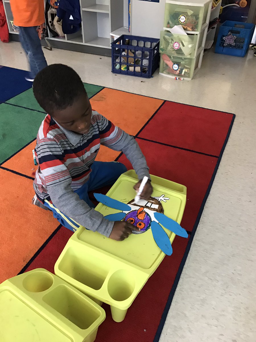 caitmnav's tweet image. Building our math facts tower, flexible seating, technology, and turkey number matching! 🦃#tqtweet #collaboration #diverselearningstyles