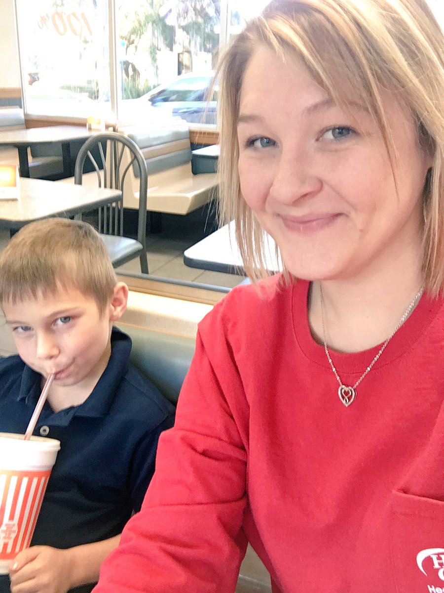 ChellM625's tweet photo. Thanks @HOT1049 for the @Whataburger gift card!! My son and I enjoyed the free lunch! :) https://t.co/pIIjre17YG
