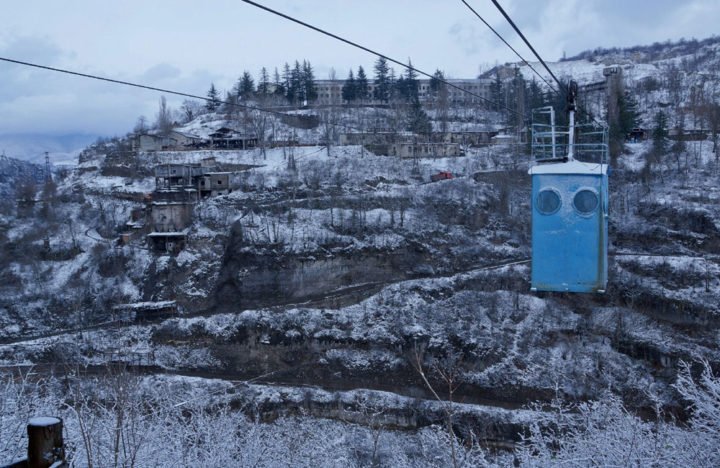 viralberg's tweet photo. Ancient Cable Cars, Known as Metal Coffins, Travel Soviet "Rope Roads" - https://t.co/JMNbTOeYAn https://t.co/4UUepC2PzC