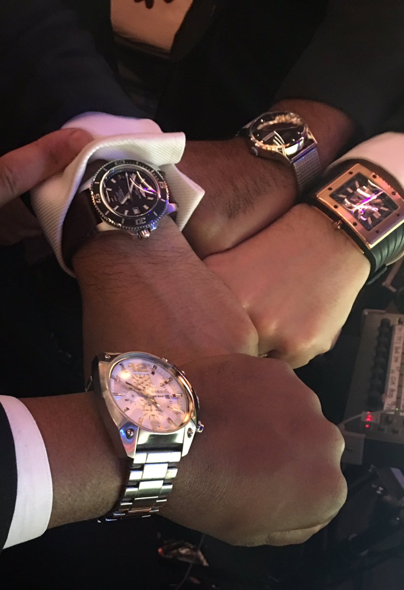 ScottMayoMusic's tweet image. The most on time #horn section in the land! The @RayChewLive #DWTS horns @LippBone @ludolouistp @ScottMayoMusic #JavierGonzalez #WatchRules