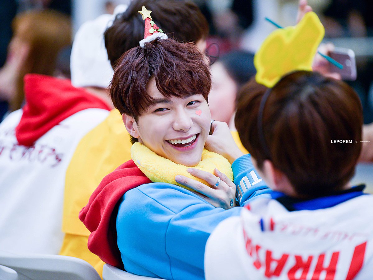 161120 Coex fansign ♡ fantaken cr. Leporem #빅톤 #승식 #seungsik #victon