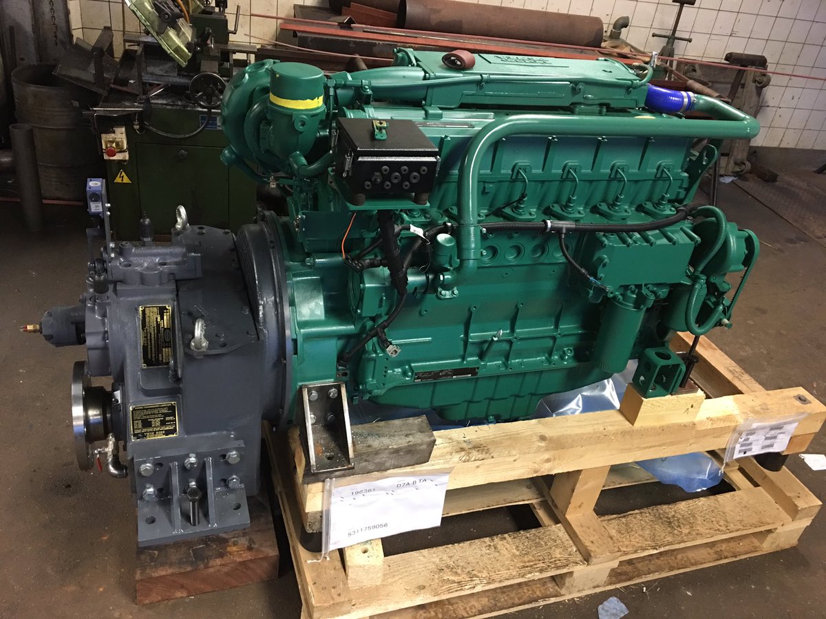 Morgen gaan we beginnen met het inbouwen van een Volvo Penta D7 met een Twin Disc keerkoppeling.