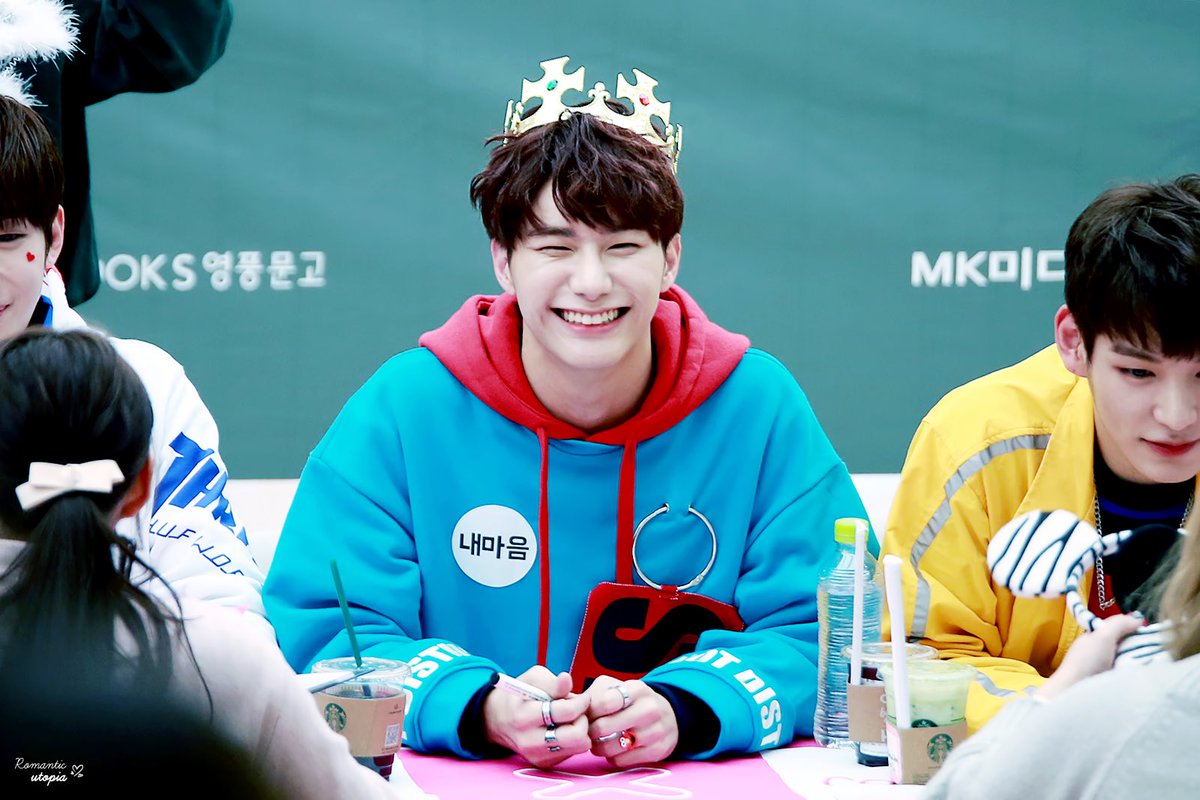 161120 Coex fansign ♡ fantaken cr. Romantic Utopia  #빅톤 #승식 #seungsik #victon